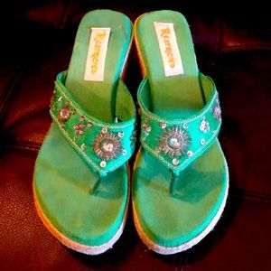 Restricted Jeweled Green Wedges